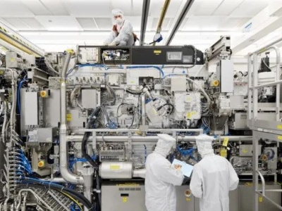 6380309401349488656943622