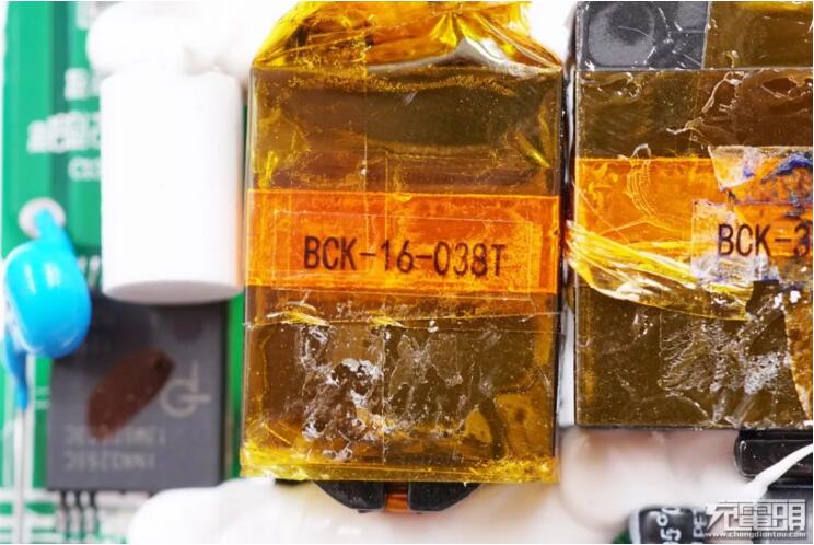 6378309972488964841682480